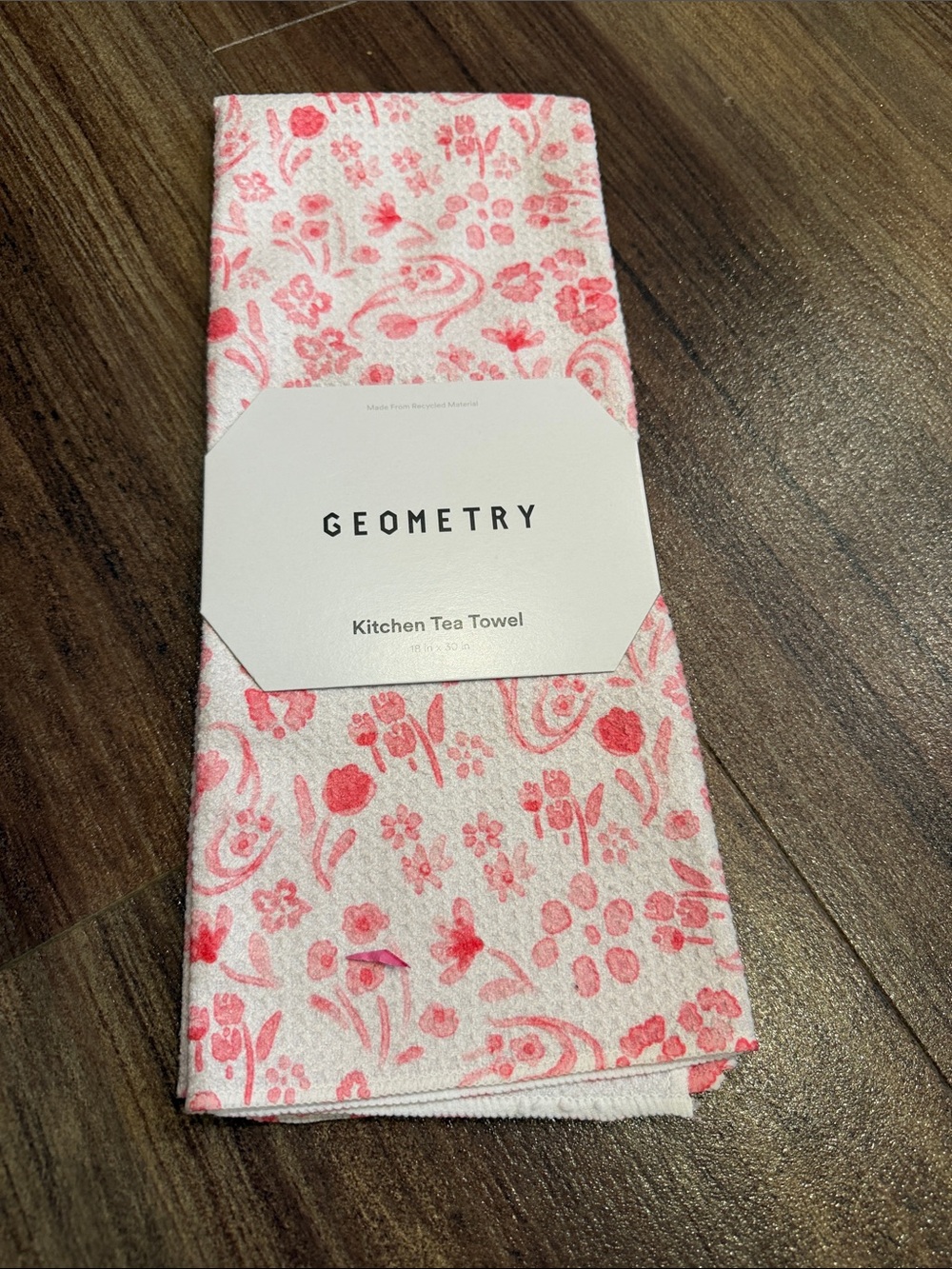 NWT Geometry Pink Floral Kitchen Tea Towel